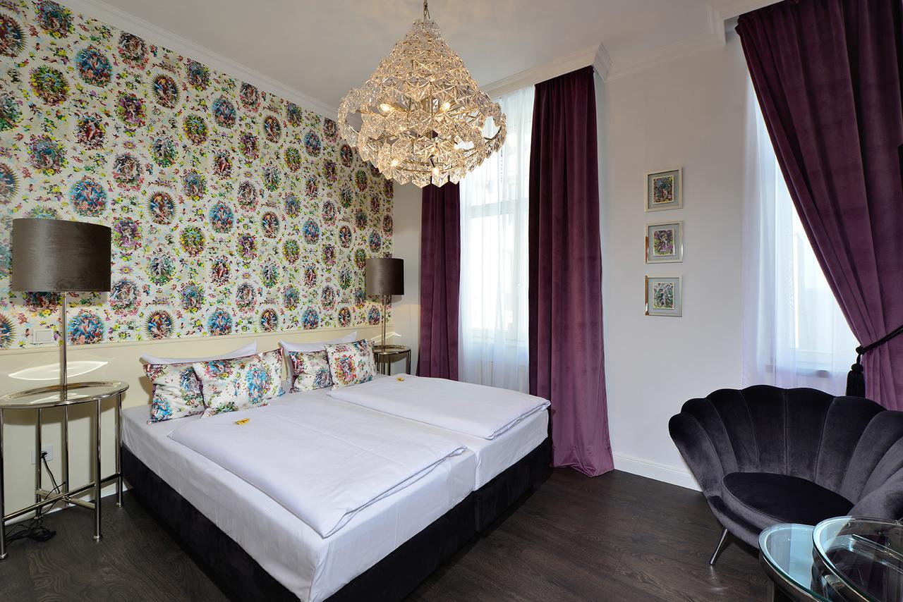 Domstern 3* Keulen